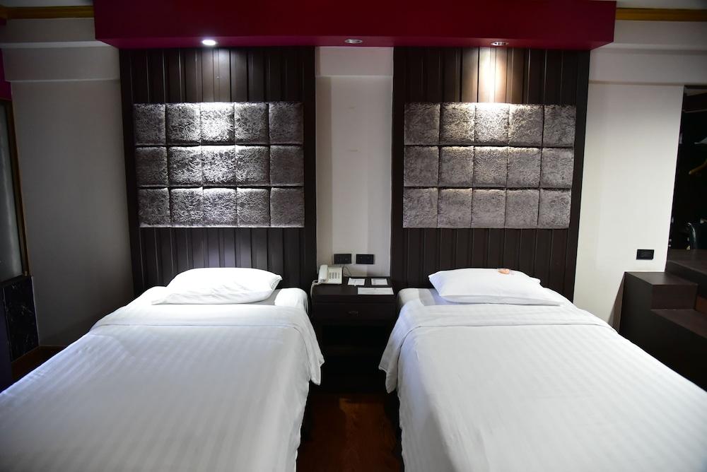 Grand Pink Hotel Hatyai Hat Yai Exterior photo